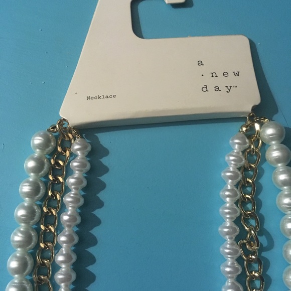Three strand pearl & chain necklace NWT a new day - Picture 4 of 4